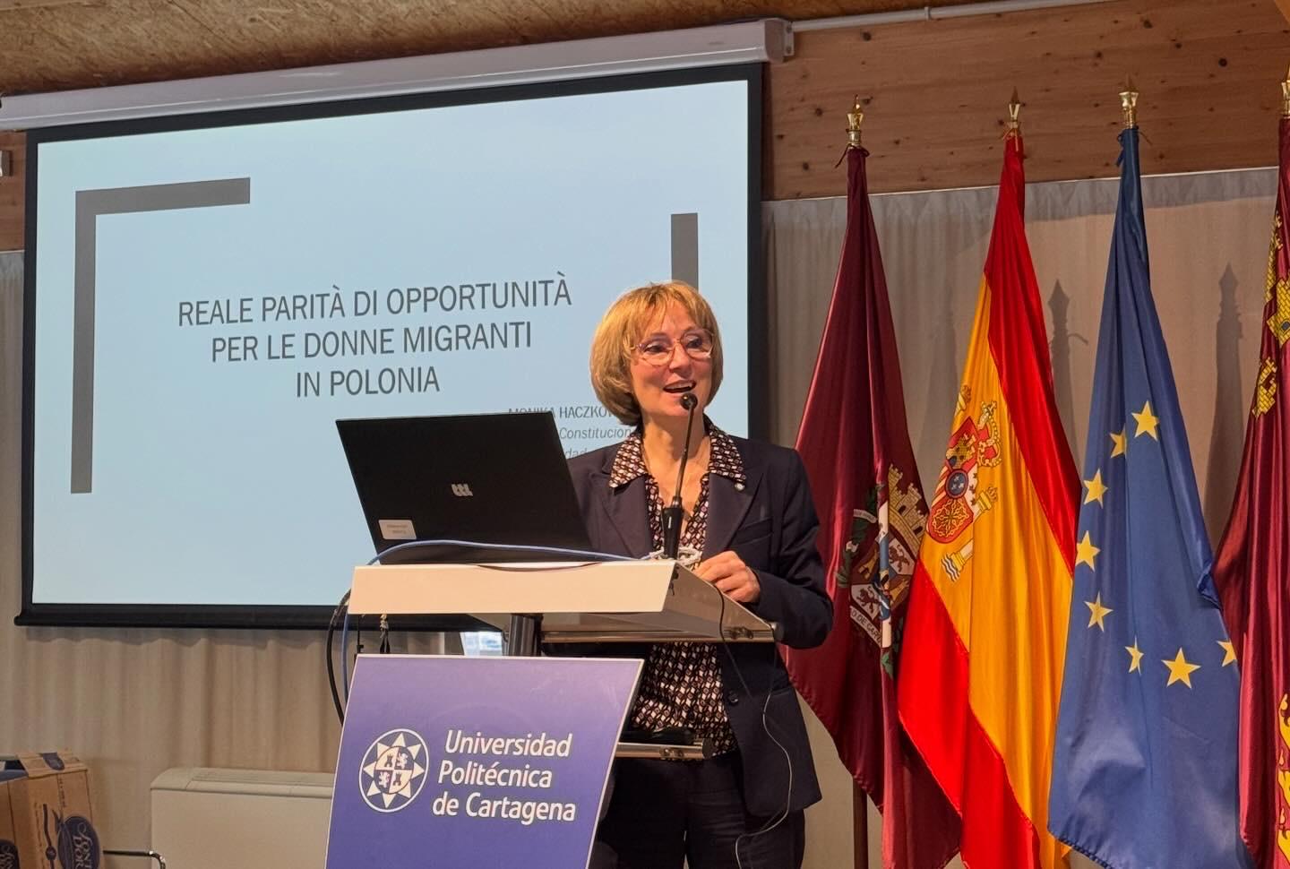 II CONGRESO INTERNACIONAL ACCESO AL MERCADO DEL TRABAJO DE LA MUJER - zdjęcia